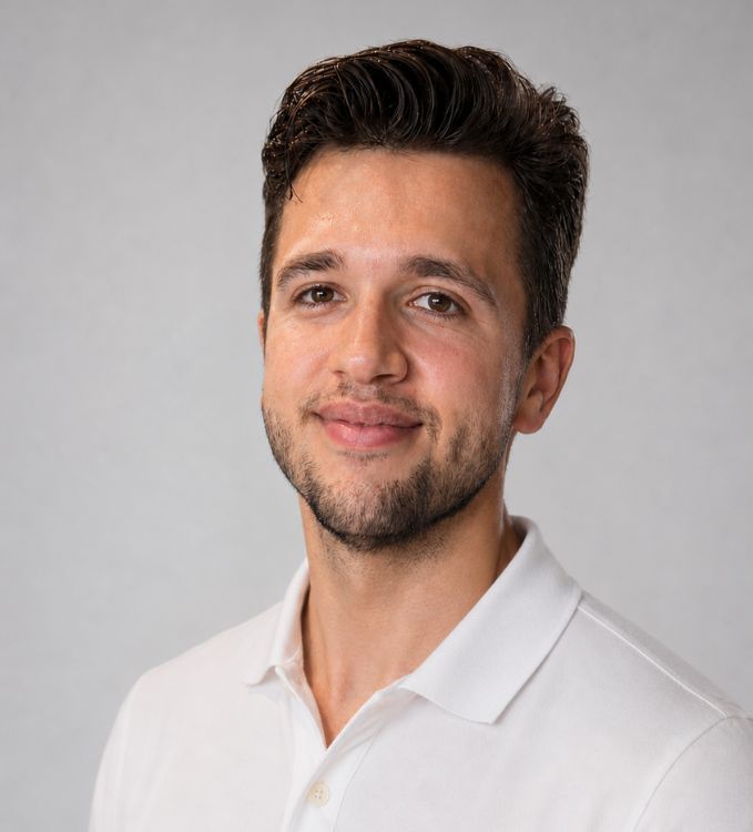 Dr. Tim Ruscher